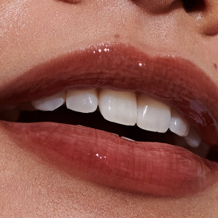 8 Rhode Lipstick Colors
