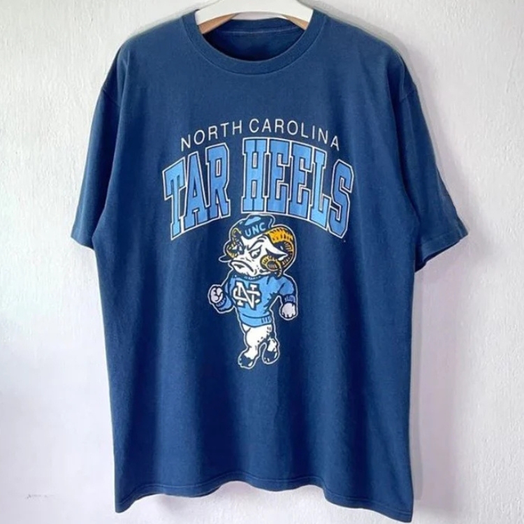 Vintage 90s University Of North Carolina North Carolina Tar Heels Shirt